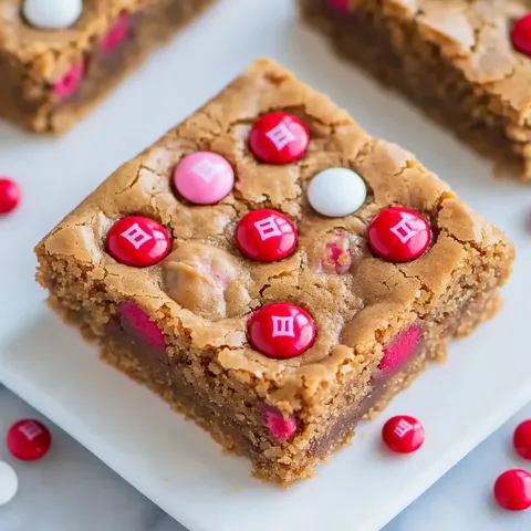 Erdnussbutter M&Ms Schnitten