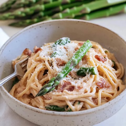 Cremige Pasta mit Spargel