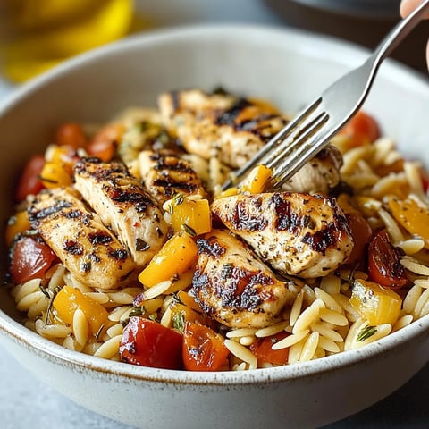 Mediterranes One-Pot-Gericht mit Huhn und Orzo