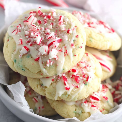 A bowl of peppermint crunch sugar cookies.